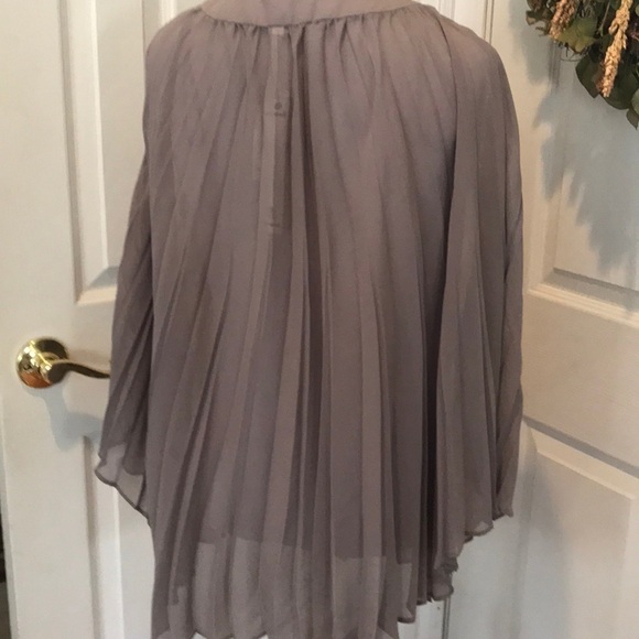 Willow & Clay beaded sheer top - Picture 6 of 6